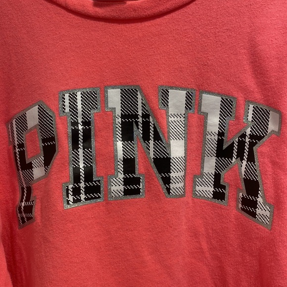 V.S. Pink long sleeve top - Picture 2 of 4